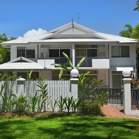 Aparthotel Seascape Holidays - Tropic Sands à Port Douglas Extérieur photo